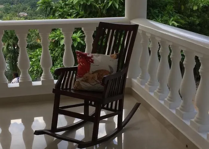 Karibu Villa