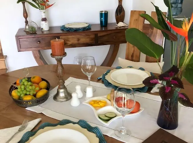 Karibu Villa *